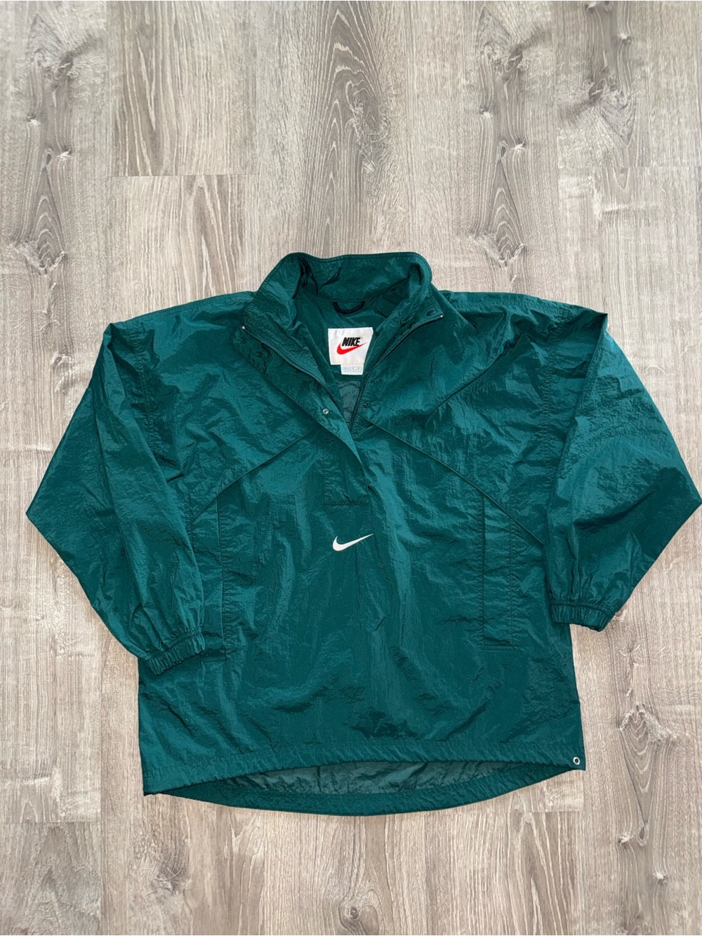 Men’s vintage nike windbreaker